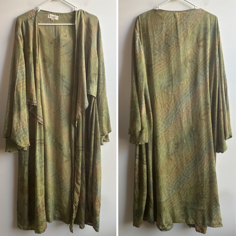Kantha Bae | Kimono‎